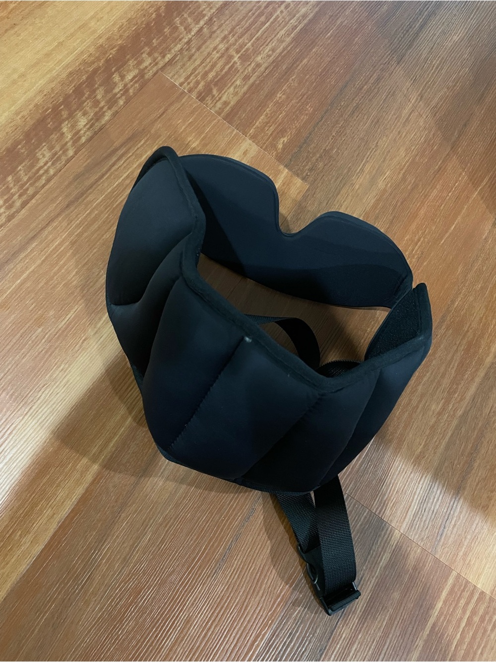 SARISUN Travel Pillow for Airplanes, Stable Head Support, Travel Essential